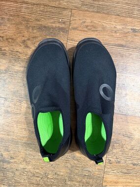 Oofos OOmg Low Sport Womens
9.5 Shoes Slip On Black Comfort
Recovery Gym Loafer
